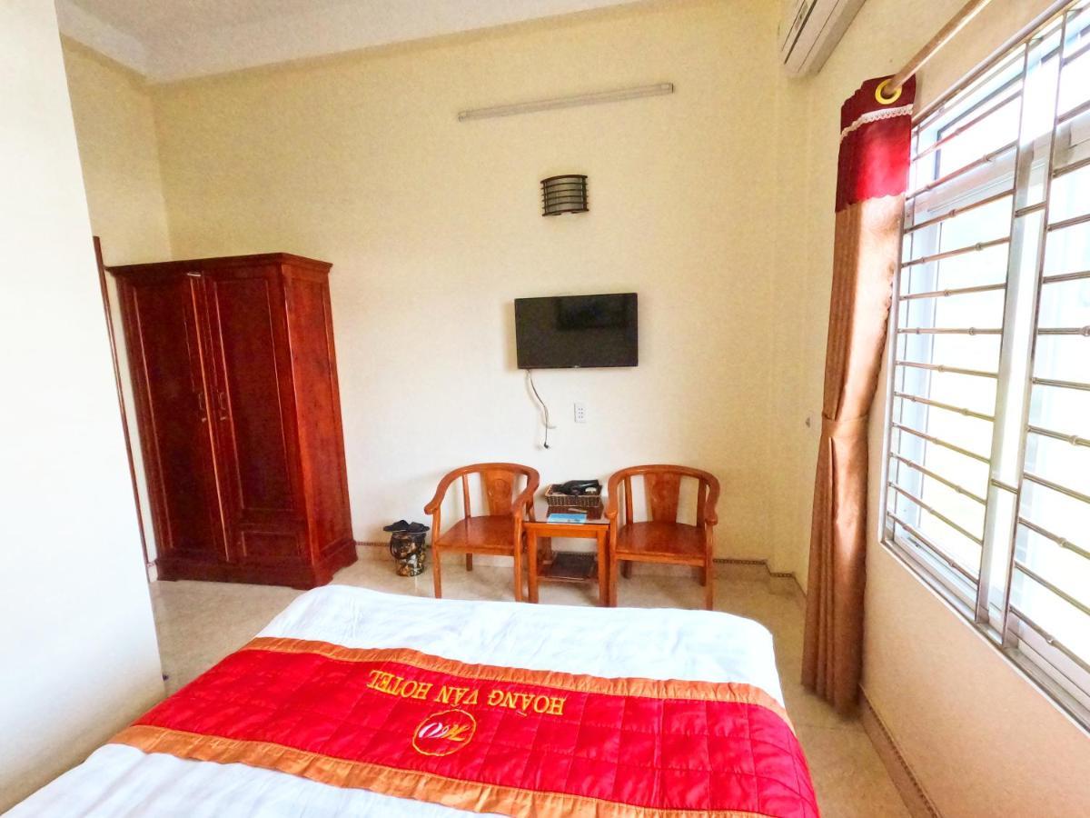 Hoang Van Hotel Донгван Экстерьер фото