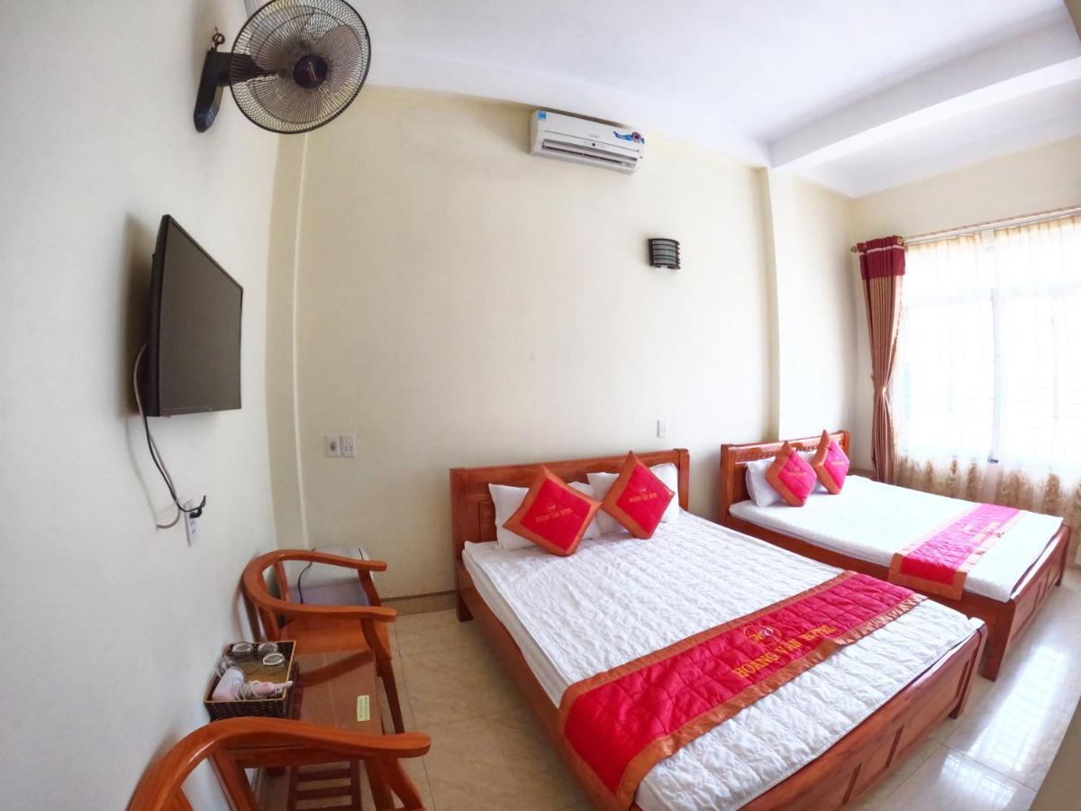 Hoang Van Hotel Донгван Экстерьер фото