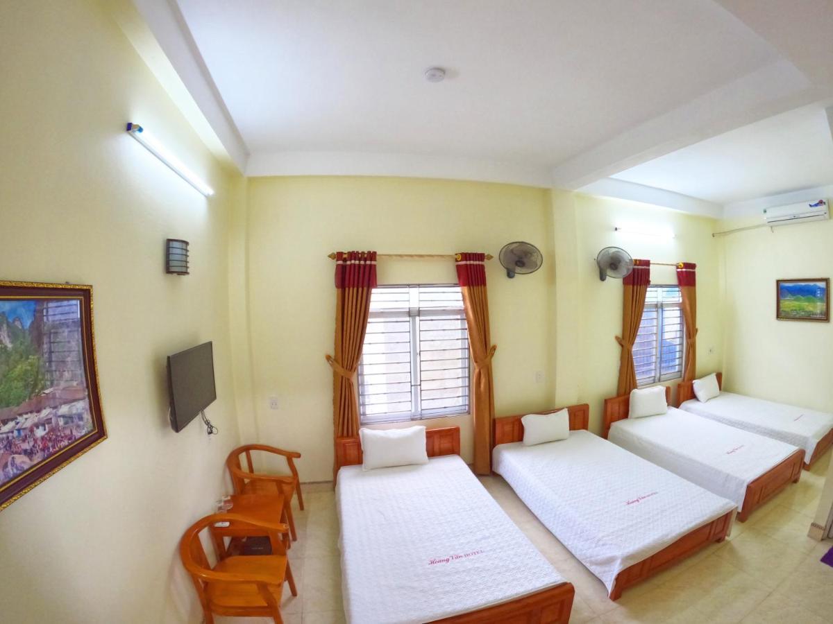 Hoang Van Hotel Донгван Экстерьер фото